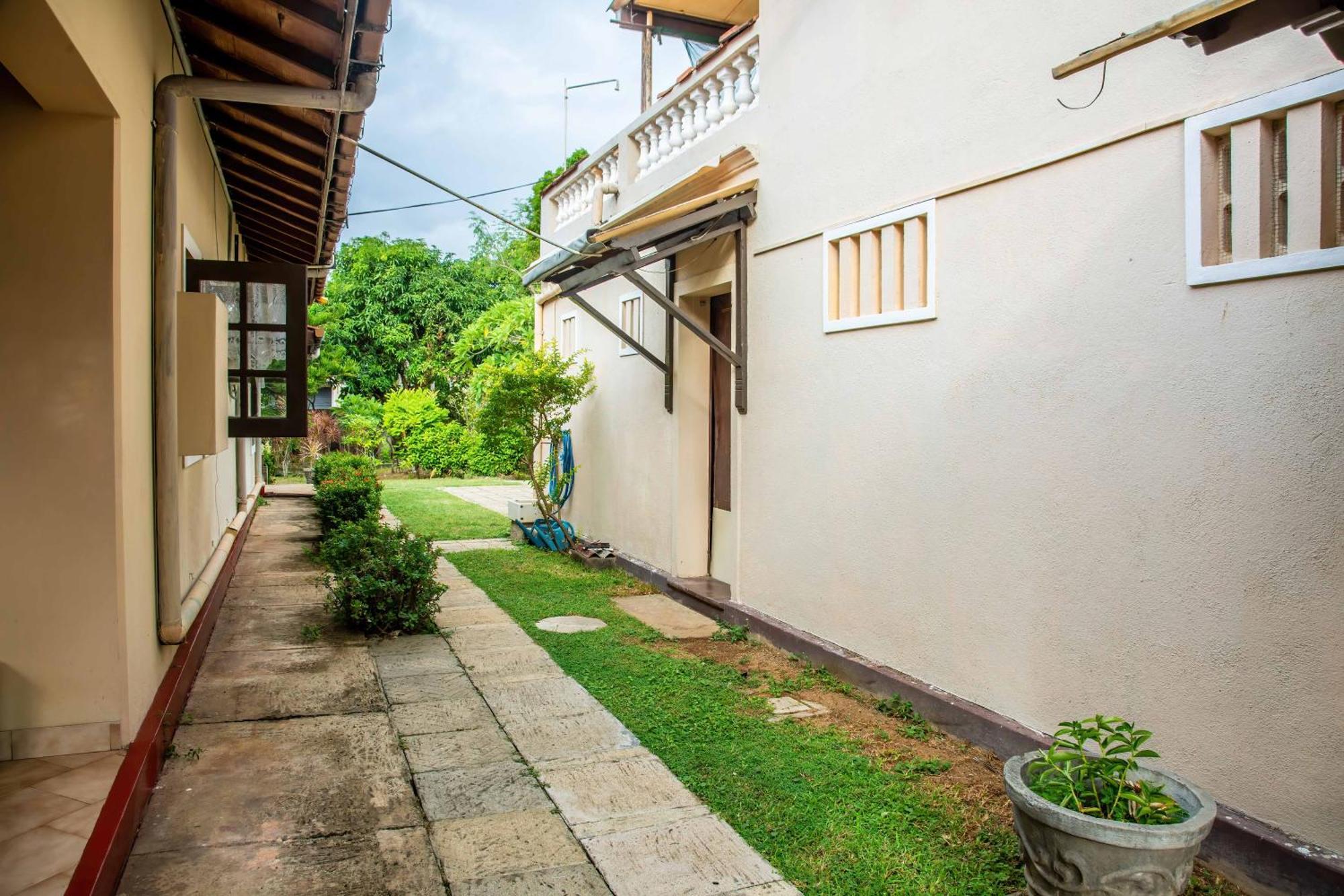 Fuchs Villas Negombo Luaran gambar