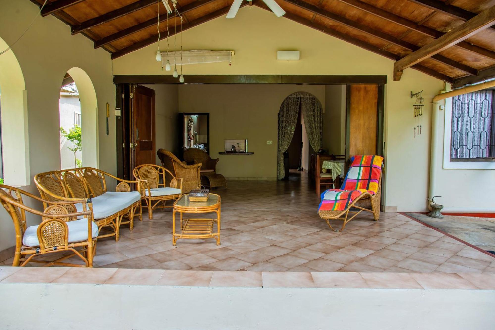 Fuchs Villas Negombo Luaran gambar