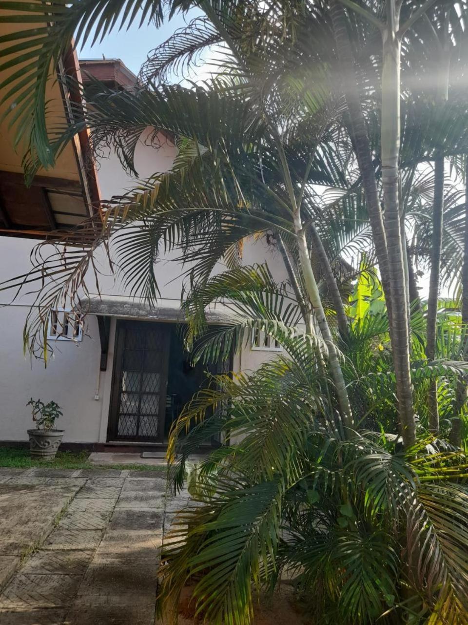 Fuchs Villas Negombo Luaran gambar