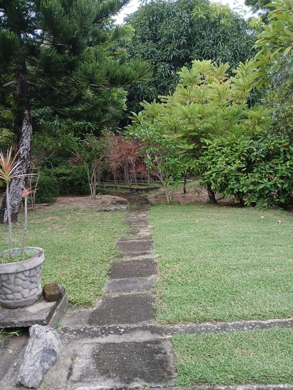 Fuchs Villas Negombo Luaran gambar